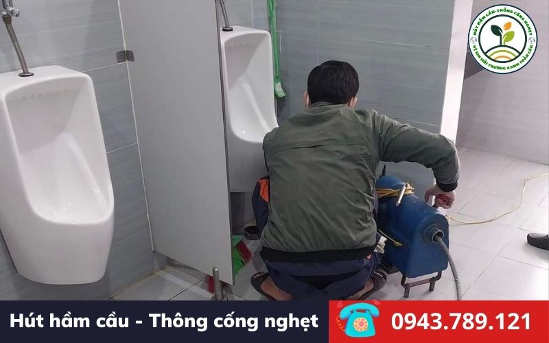 Thông bồn cầu huyện Tân Trụ