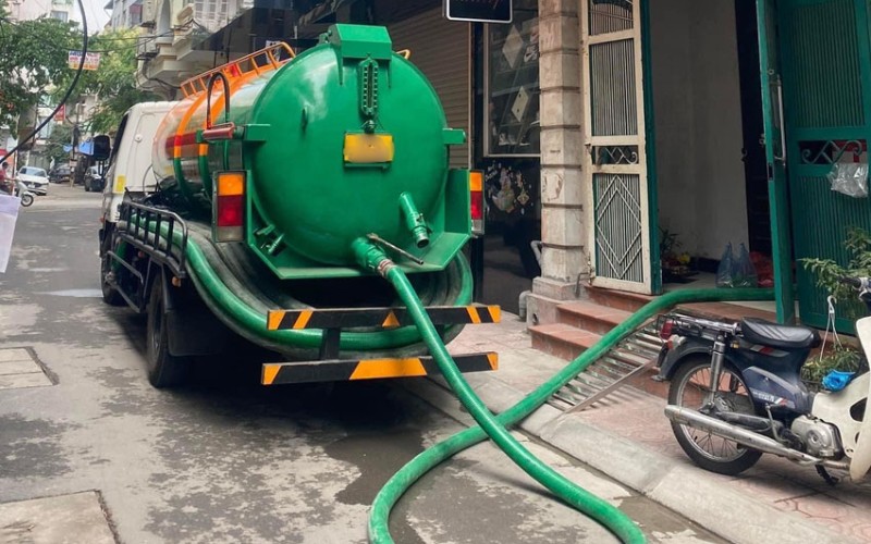 Dịch vụ hút bể phốt tại Thái Nguyên chuyên nghiệp, xử lý nhanh và sạch 6 hut be phot tai thai nguyen 1 1