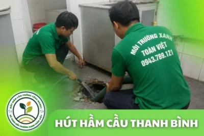 Hai nhân viên Toàn Việt